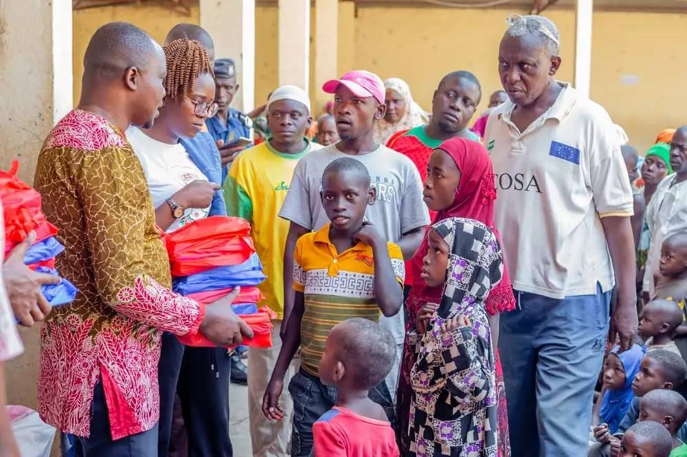 You are currently viewing L’action humanitaire en faveur des victimes des inondations à Kanyekoko